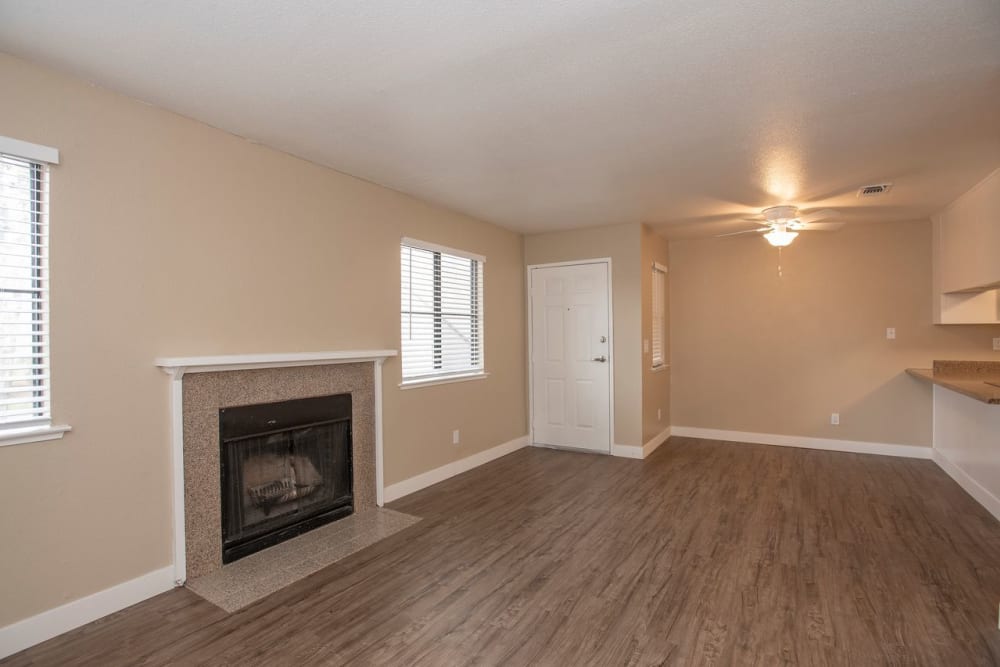Living room at River's Edge Apartments in Lodi, California