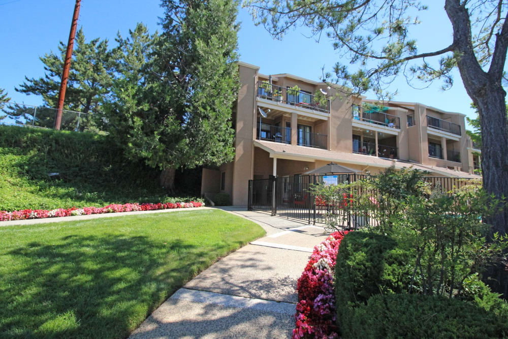 Parking at Foothill Terrace in Auburn, California
